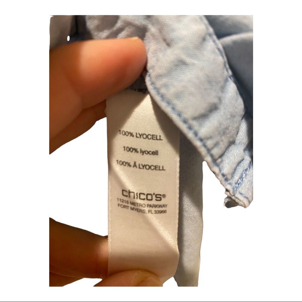 Chico's Sleeveless Button Down - Picture 5 of 8